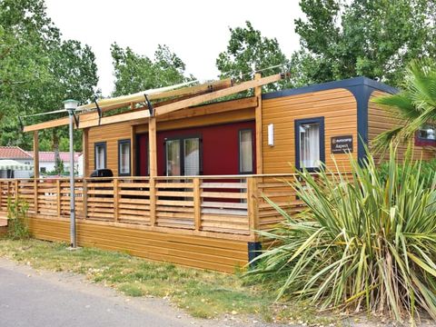 MOBILHOME 8 personnes - Mobil-home | Ultimate | 3 Ch. | 6/8 Pers. | Terrasse surélevée | Clim. | TV
