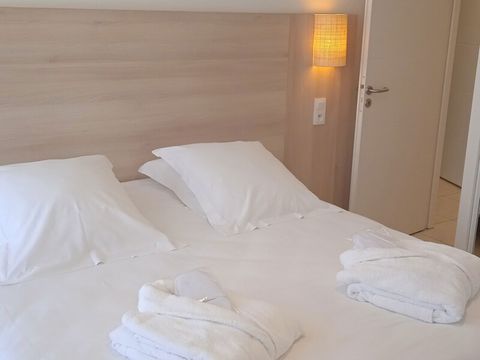 Appartement 6 personnes - Appartement 6 personnes - 2 chambres - Vue piscine & golf – Loggia