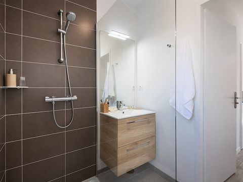 VILLA 6 personnes - 3 chambres - duplex - piscine individuelle