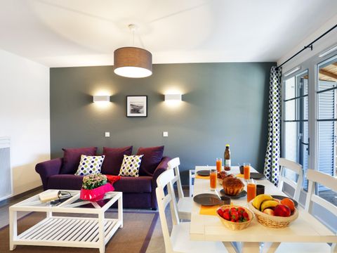 MAISON 4 personnes - G/347 - 2 pièces