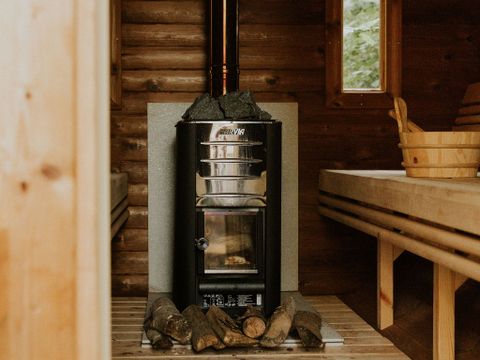 BUNGALOW 2 personnes - Luxueux loft en forêt avec bain à remous et sauna