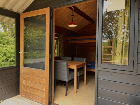 Tente en toile et en bois 4 personnes - Cabane en rondins | 4 personnes