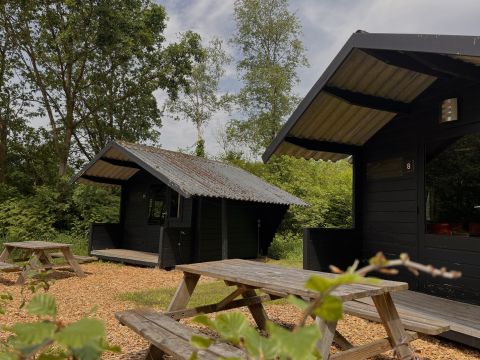 Tente en toile et en bois 4 personnes - Cabane en rondins | 4 personnes