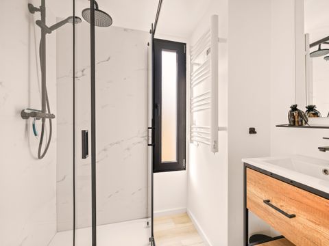 HÉBERGEMENT INSOLITE 4 personnes - Mini-maison | 2 à 4 personnes