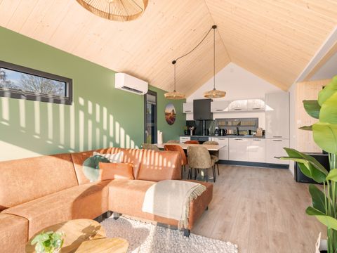 HÉBERGEMENT INSOLITE 6 personnes - Cosy Family Lodge | 6 personnes  