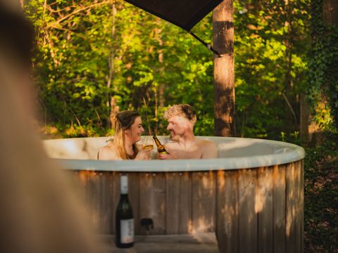 Hébergement 2 personnes - Loft de luxe à l'orée de la forêt avec jacuzzi et sauna | 2 personnes