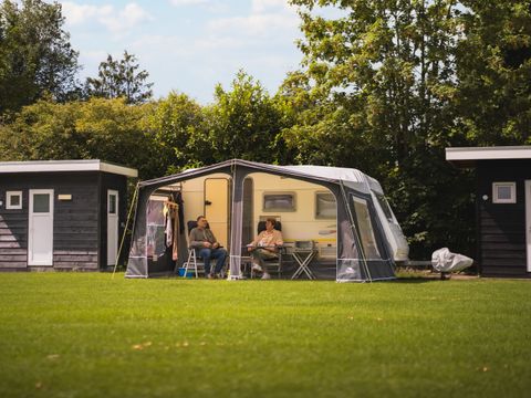 Emplacement - Confort avec sanitaires privés - Bosuil