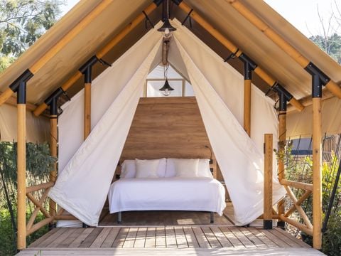 Tente en toile et en bois 2 personnes - Glamping Couple