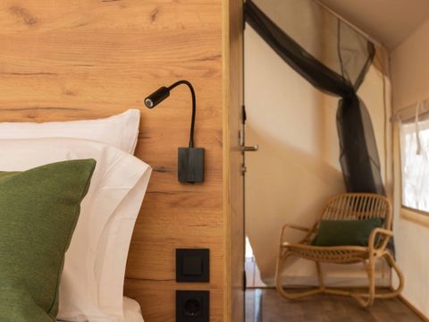 Tente en toile et en bois 6 personnes - Glamping Family +