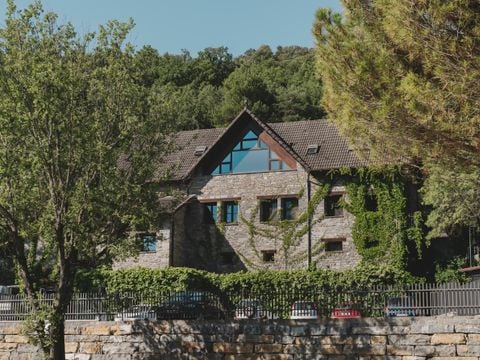 Wecamp Pirineos  - Camping Huesca