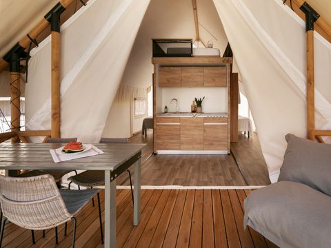 Tente en toile et en bois 6 personnes - GLAMPING FAMILY