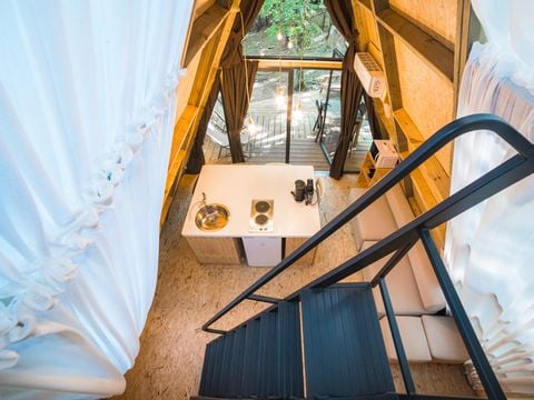 TENTE TOILE ET BOIS 4 personnes - A Luxury