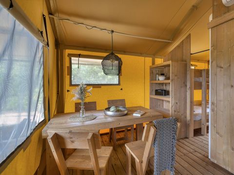 Tente en toile et en bois 4 personnes - Lodge Insolite 2 chambres
