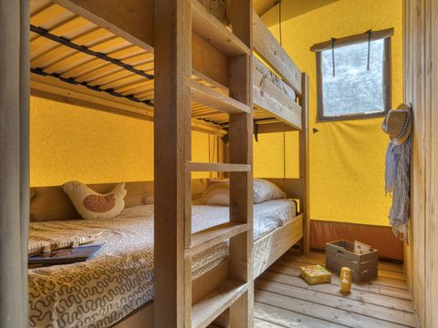 Tente en toile et en bois 4 personnes - Lodge Insolite 2 chambres