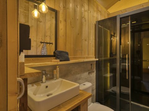 Tente en toile et en bois 4 personnes - Lodge Insolite 2 chambres
