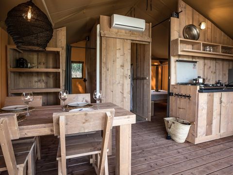 Tente en toile et en bois 4 personnes - Lodge Insolite 2 chambres