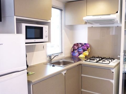 Mobilhome 6 personnes - ARIZONA STANDARD - 3 chambres - TV - CLIM