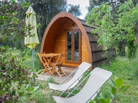 Hébergement 2 personnes - Le POD : la cabane 100 % nature / avec petit déjeuner / 2 pers inclus / Spa privatif en option