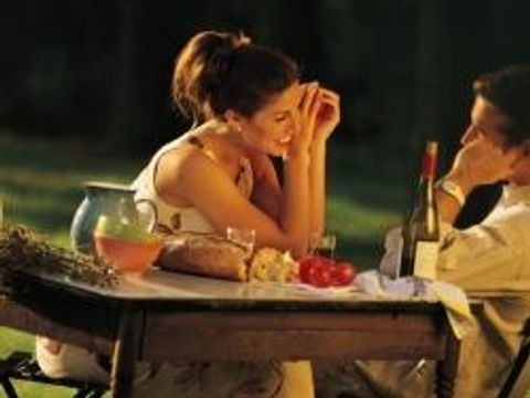 LODGE 5 personnes - Roulotte ( Séjour Deluxe ) climatisée / avec petit déjeuner / 2 pers inclus / Spa privatif en option