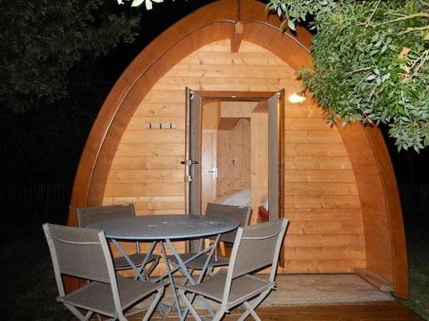 Hébergement 2 personnes - Cabane Forestière climatisée ( avec petit déjeuner et Spa privatif accès illimité ) / 2 pers inclus