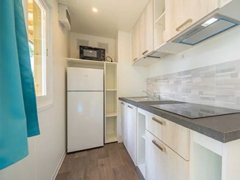 MOBILHOME 4 personnes - Premium | 2 Ch. | 4 Pers. | Terrasse surélevée | Clim. | TV