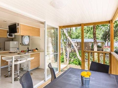 Mobilhome 4 personnes - Mobil-home | Premium Exclusive | 2 Ch. | 4 Pers. | Terrasse simple | Clim. | TV