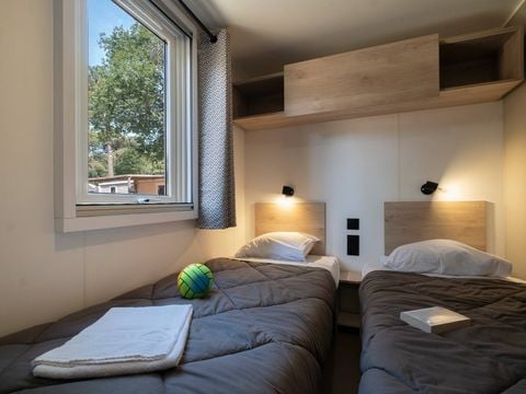 MOBILHOME 6 personnes - Mobil-home | Premium | 3 Ch. | 6 Pers. | Terrasse Lounge | Clim. | TV