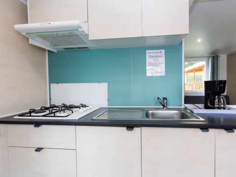 MOBILHOME 7 personnes - MH 3CH - TERRASSE SEMI COUVERTE FERMEE 6/7 PERSONNES