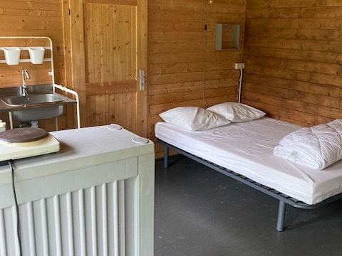 CHALET 2 personnes - Chalet COCONUT 2/4 pers - personnes supplémentaires possible en supplément, contacter le camping