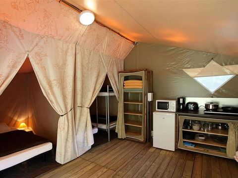 Tente en toile et en bois 5 personnes - INSOLITE LODGE sans sanitaires