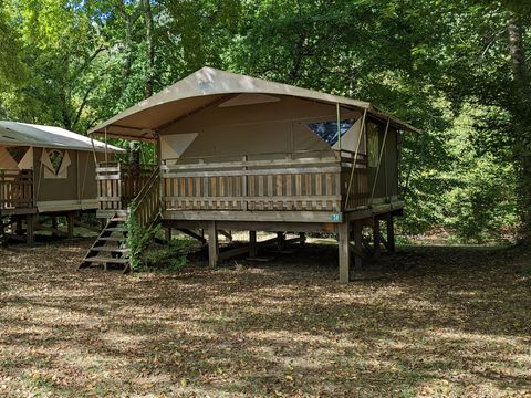 Tente en toile et en bois 5 personnes - INSOLITE LODGE sans sanitaires