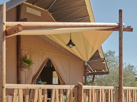 Hébergement 4 personnes - INSOLITE LODGE PRIVILÈGE avec vue - 26 m² - 2 chambres - avec sanitaires
