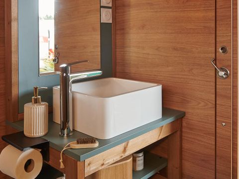 Hébergement 4 personnes - INSOLITE LODGE PRIVILÈGE avec vue - 26 m² - 2 chambres - avec sanitaires