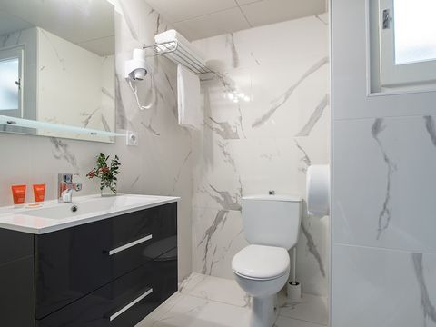CHAMBRE 3 personnes - Chambre Triple 