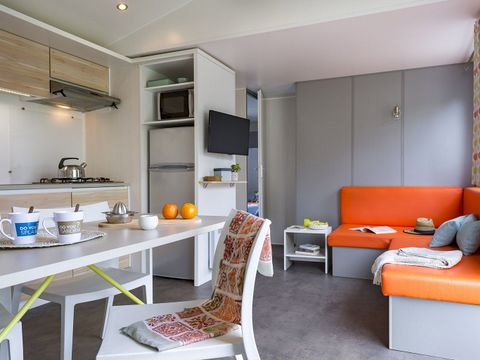 MOBILHOME 6 personnes - COTTAGE 6p 3ch ***