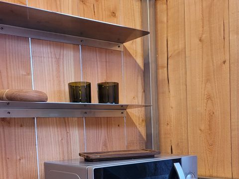 HÉBERGEMENT INSOLITE 2 personnes - Cabanétape