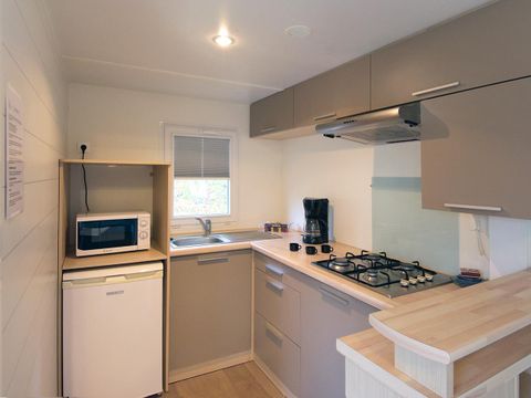 MOBILHOME 5 personnes - STANDARD 29m² - 2 chambres + terrasse couverte