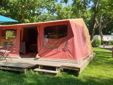 BUNGALOW 4 personnes - Bungalow  EVASION toilé STANDARD 16M² / 2 chambres - Terrasse 8m² (sans sanitaires)