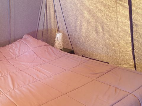 BUNGALOW 4 personnes - Bungalow  EVASION toilé STANDARD 16M² / 2 chambres - Terrasse 8m² (sans sanitaires)