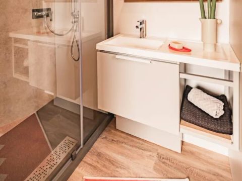 MOBILHOME 6 personnes - Cottage Premium Lys 4 Pièces 6 Personnes + TV 2 sdb