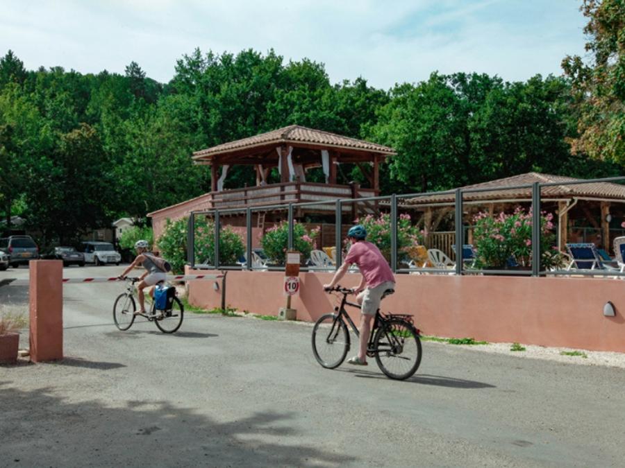 France - Camping Le Luberon | Pausado, 4*