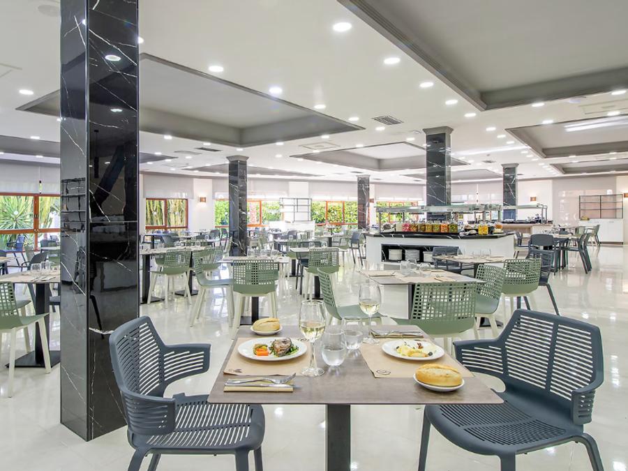 Hotel Benidorm East by Pierre & Vacances