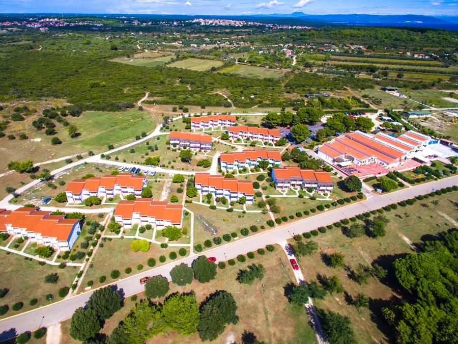 Arena Kažela Apartments, 3*