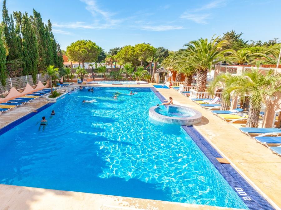 Camping La Croix du Sud - Ciela Village, 4*