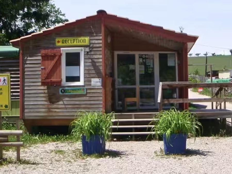 France - Camping Le Léman Plage, 2*