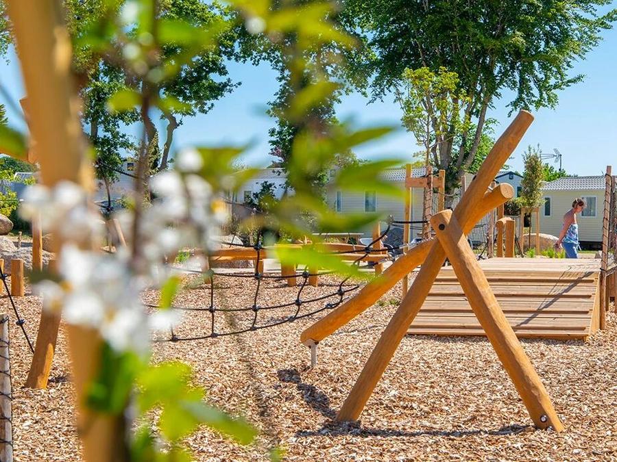 Flower Camping Domaine de Pendruc, 4* - 37