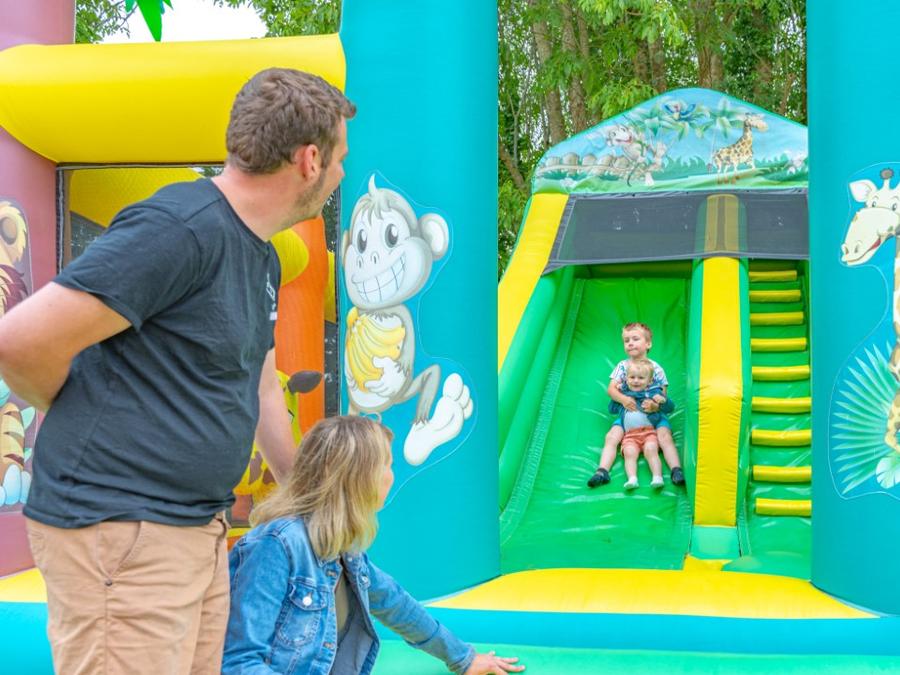 Camping La Mer Blanche, 4* - 51