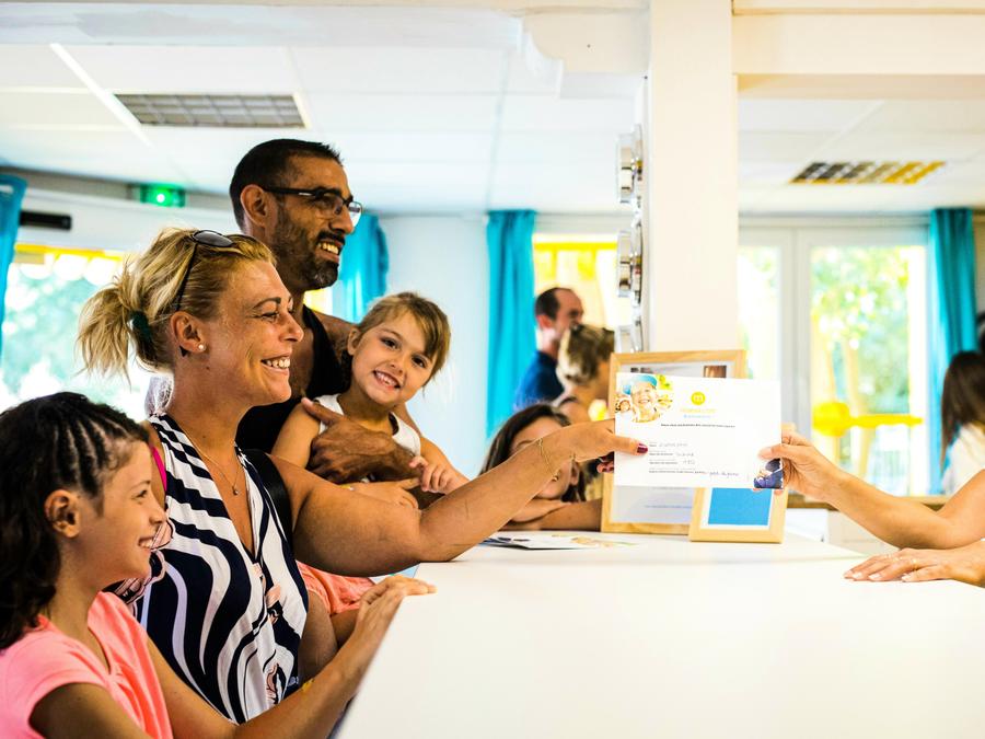 Camping La Mer Blanche, 4* - 42