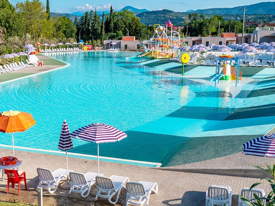 Camping Cisano San Vito, 4* - 7