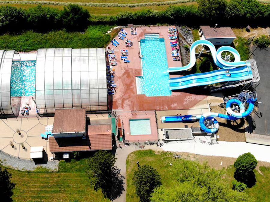 Camping Du Bois De Reveuge, 4*